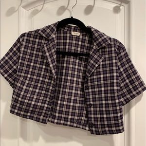 Brandy Melville cropped plaid t shirt